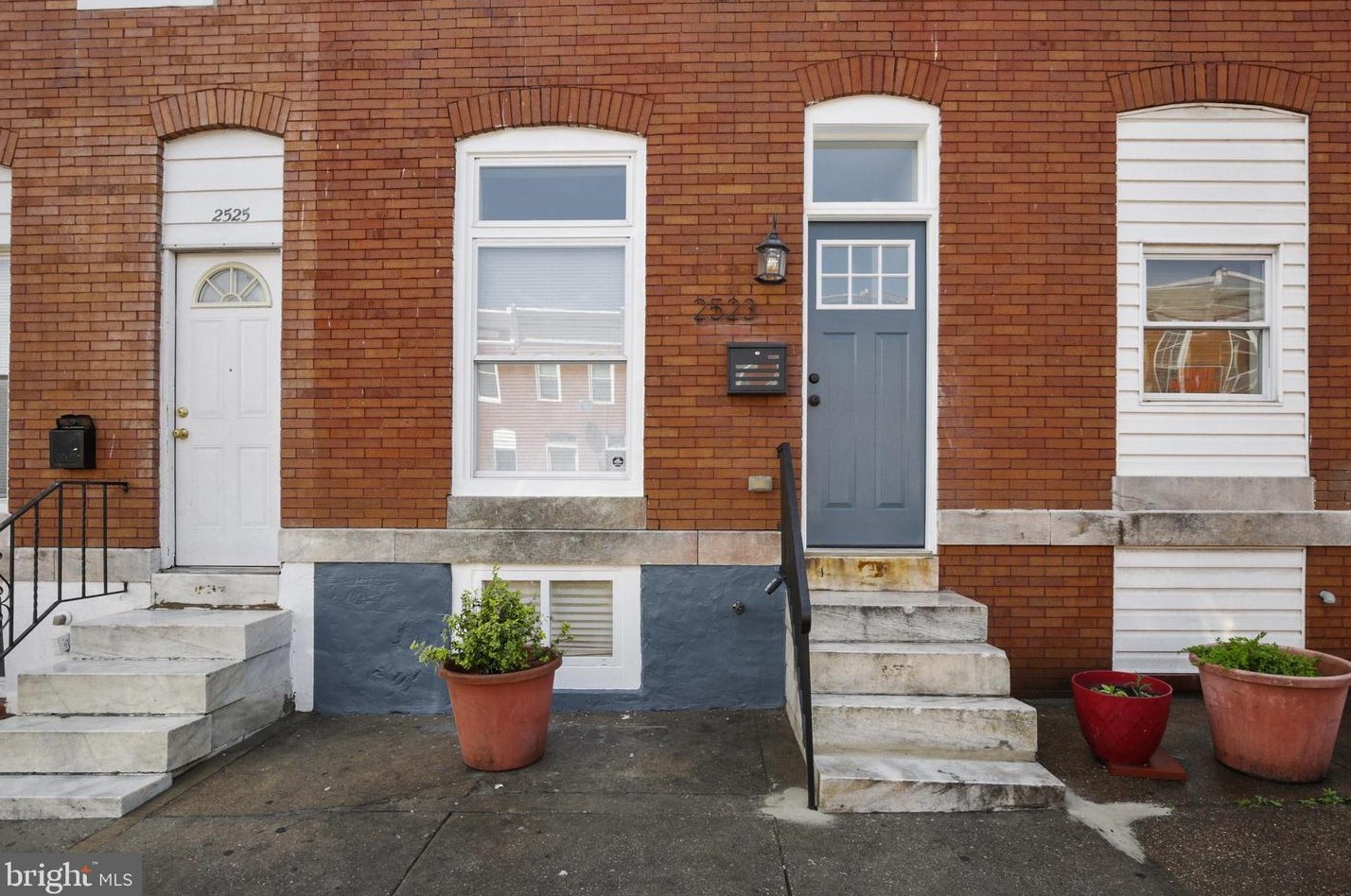 2523 Madison St, Baltimore MD  21205-1729 exterior