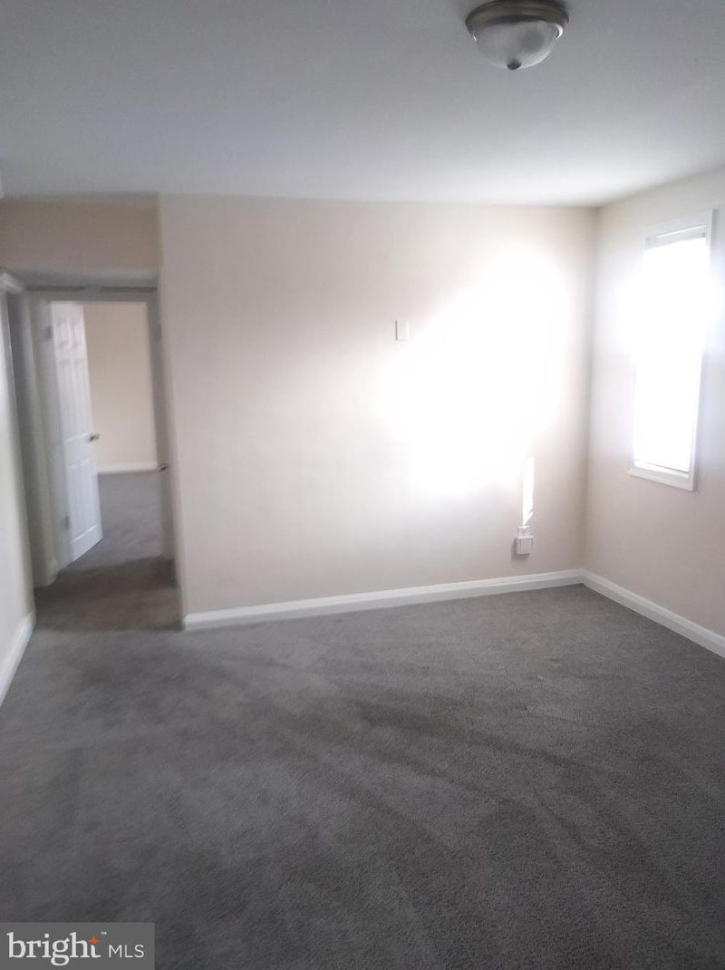 5801 Narcissus Ave, Baltimore MD  21215-3576 exterior