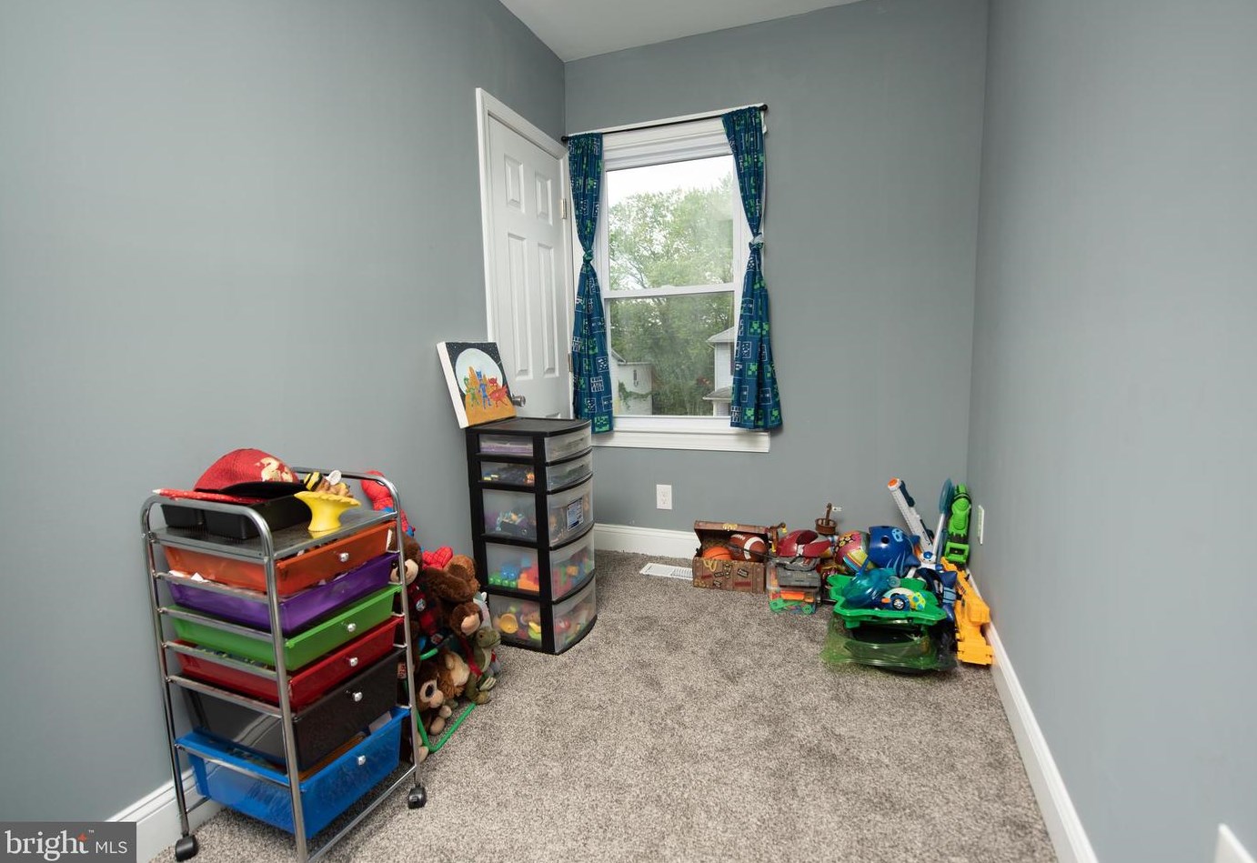 4911 Midwood Ave, Baltimore MD  21212-4526 exterior