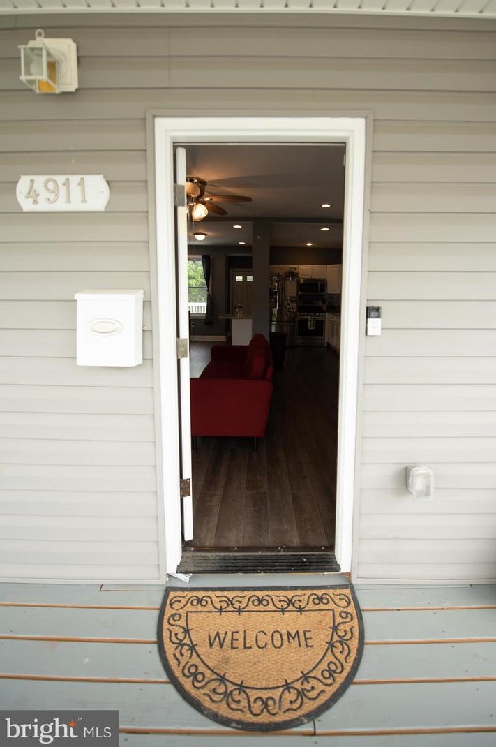 4911 Midwood Ave, Baltimore MD  21212-4526 exterior