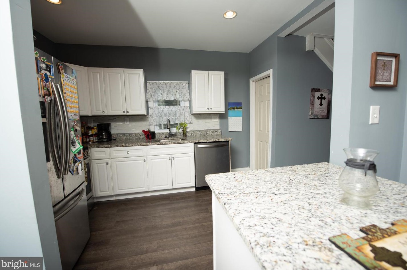 4911 Midwood Ave, Baltimore MD  21212-4526 exterior