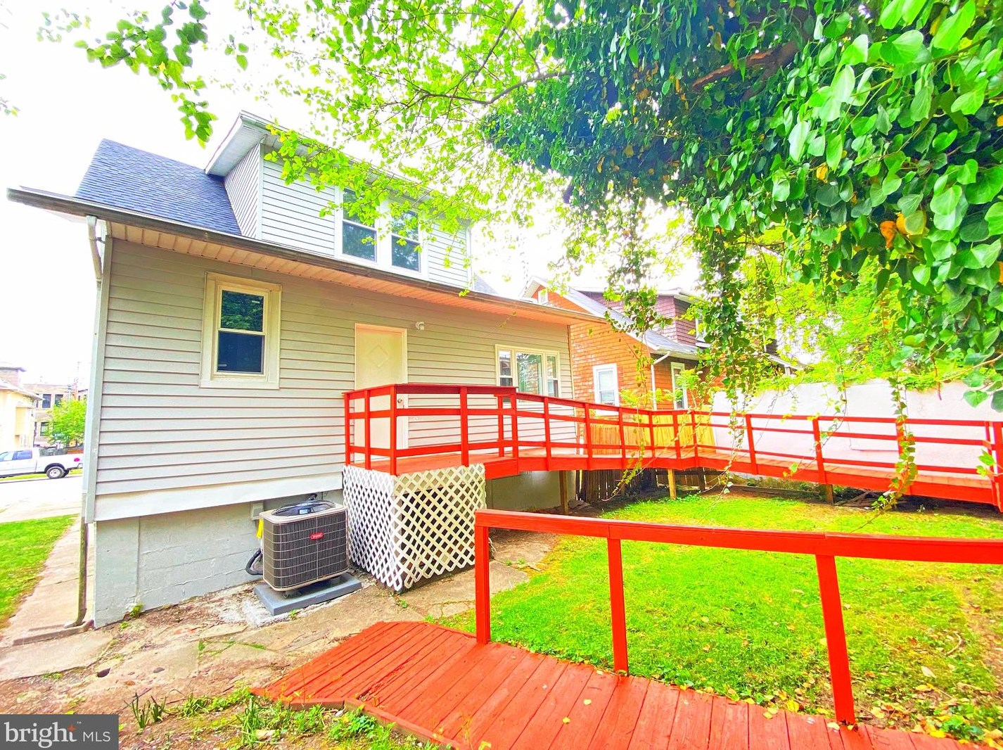 2911 Echodale Ave, Baltimore MD  21214-2203 exterior