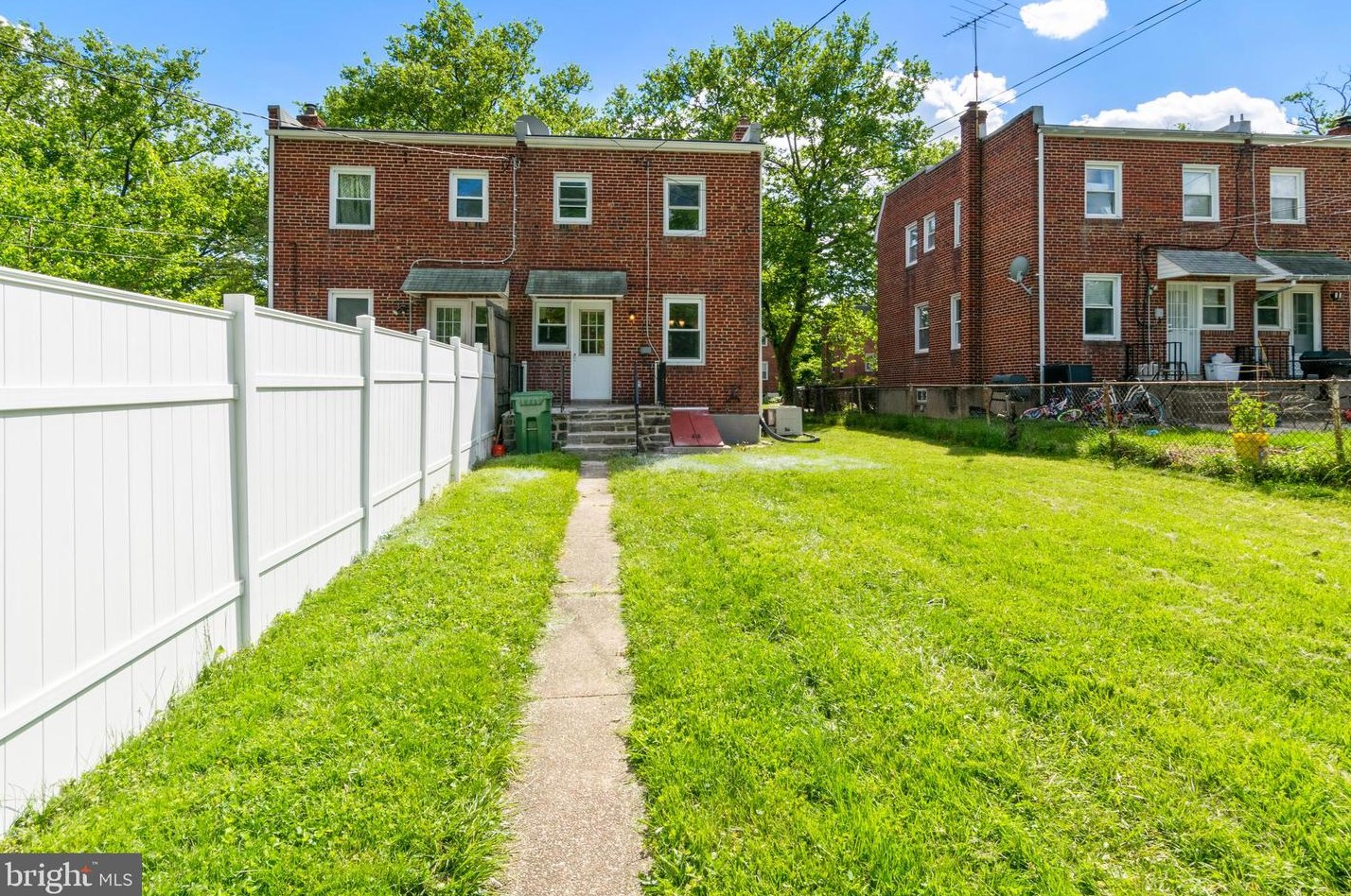 3812 Bayonne Ave, Baltimore MD  21206-3405 exterior