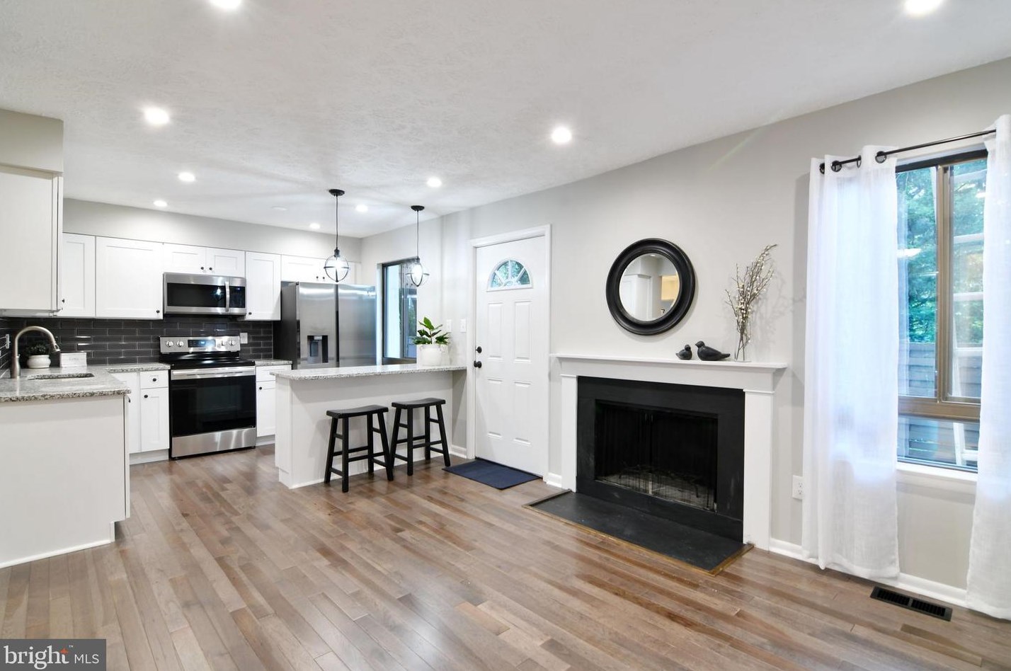 4420 Roland Spring Dr, Baltimore MD  21210-2707 exterior