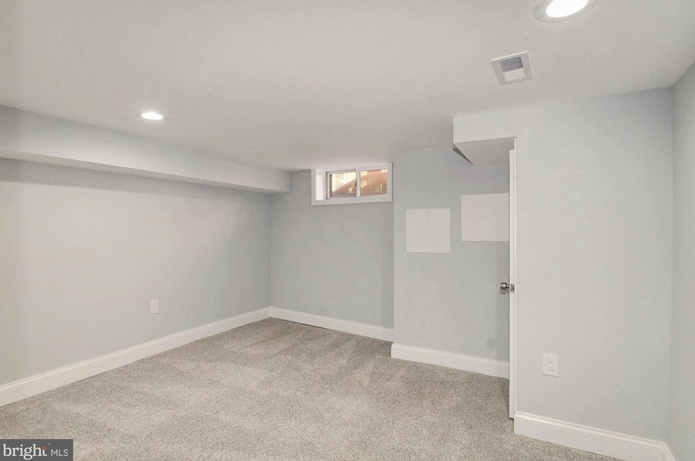 10 Robinson St, Baltimore MD  21224-2255 exterior
