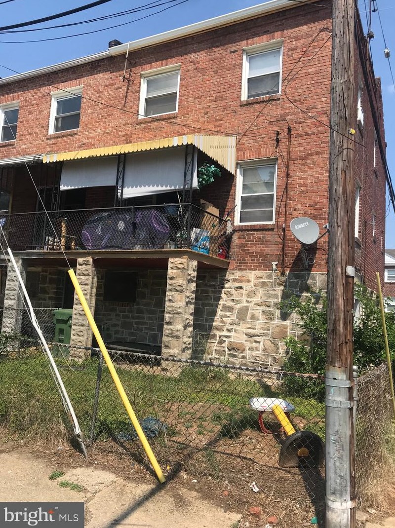 30 Abington Ave, Baltimore MD  21229-3702 exterior