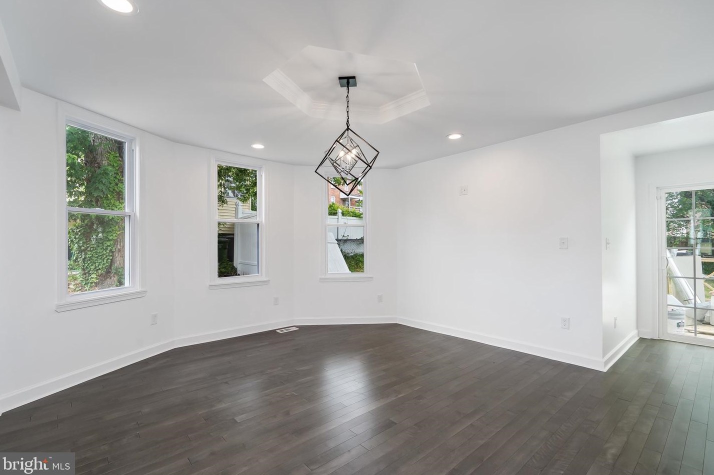 512 Rossiter Ave, Baltimore MD  21212-4507 exterior
