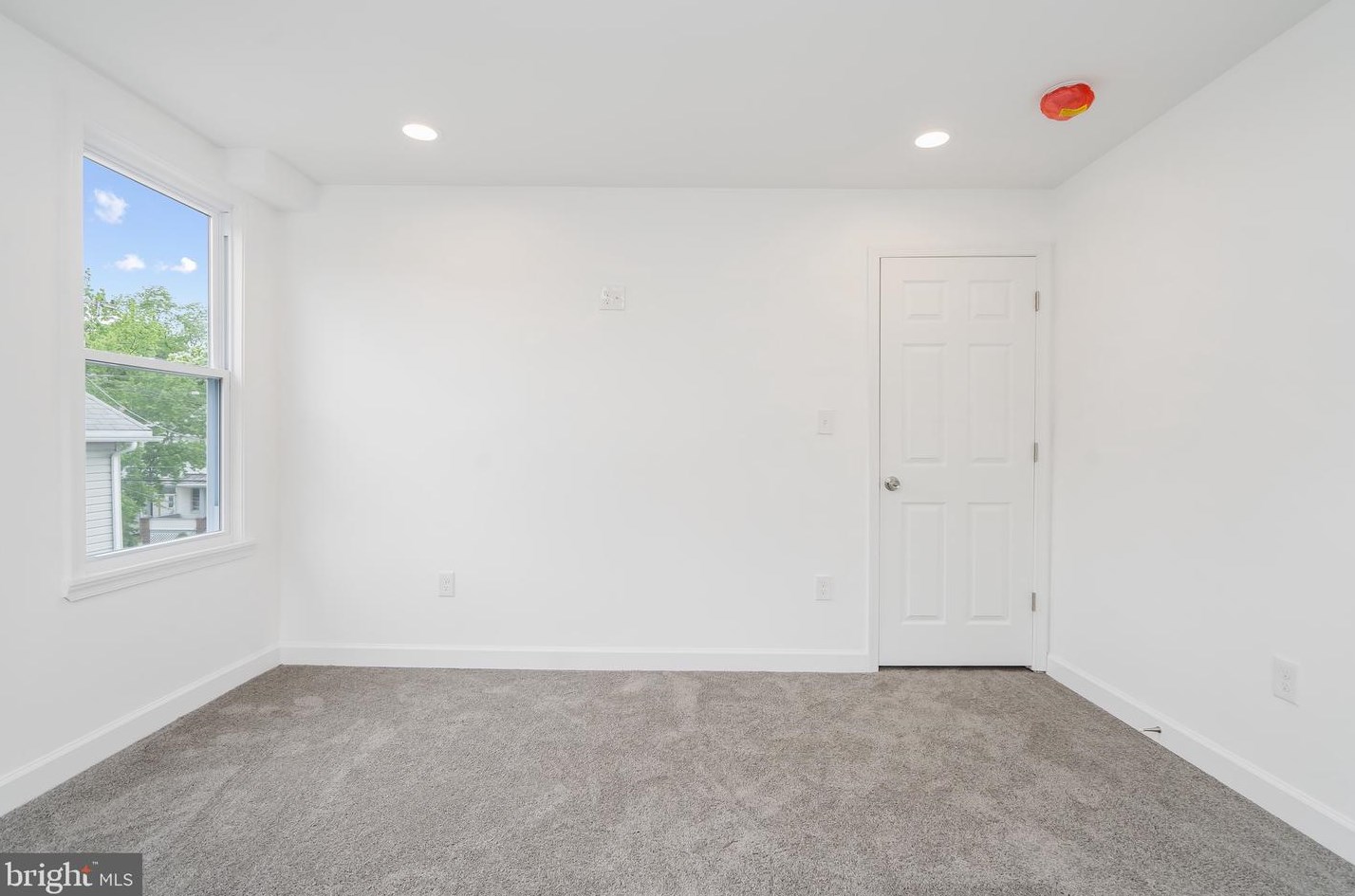 512 Rossiter Ave, Baltimore MD  21212-4507 exterior