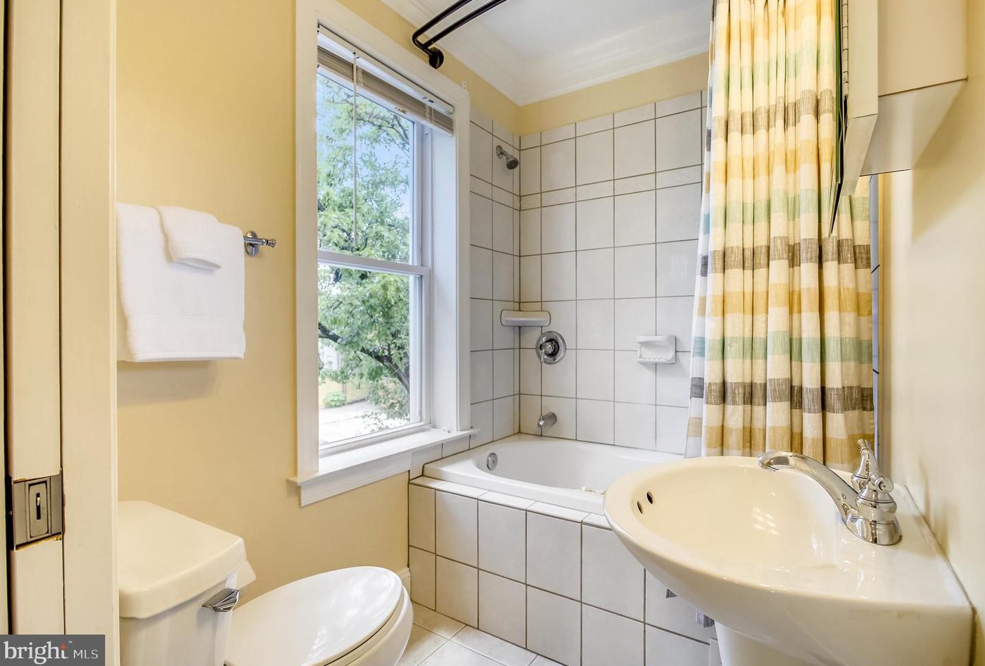 100 Curley St, Baltimore MD  21224-1331 exterior