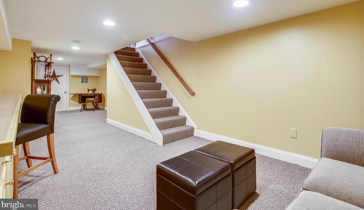 100 Curley St, Baltimore MD  21224-1331 exterior