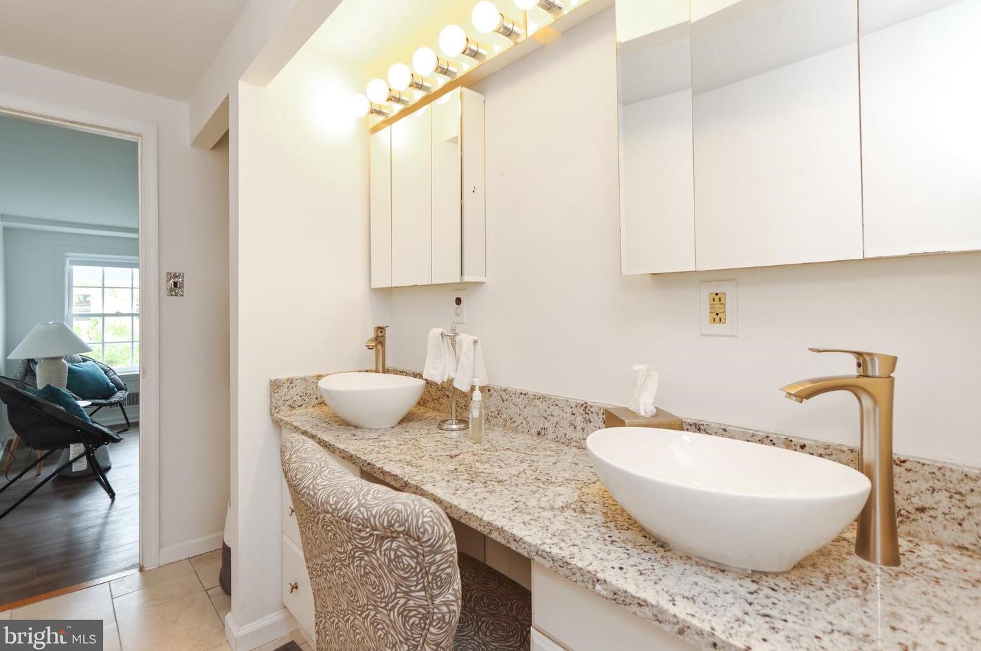 660 Portland St, Baltimore MD  21230-2220 exterior