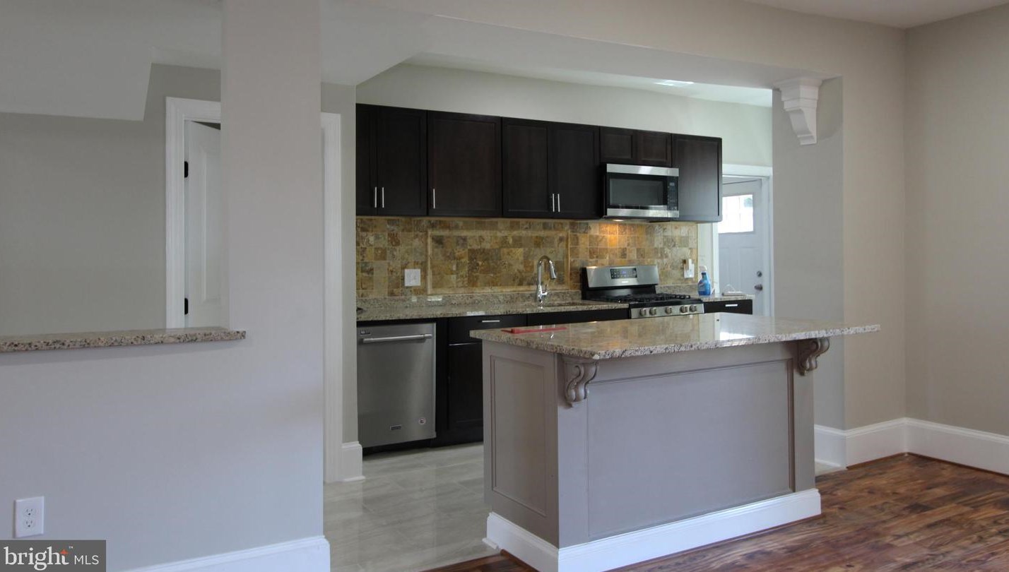 3801 Mohawk Ave, Baltimore MD  21207-7670 exterior