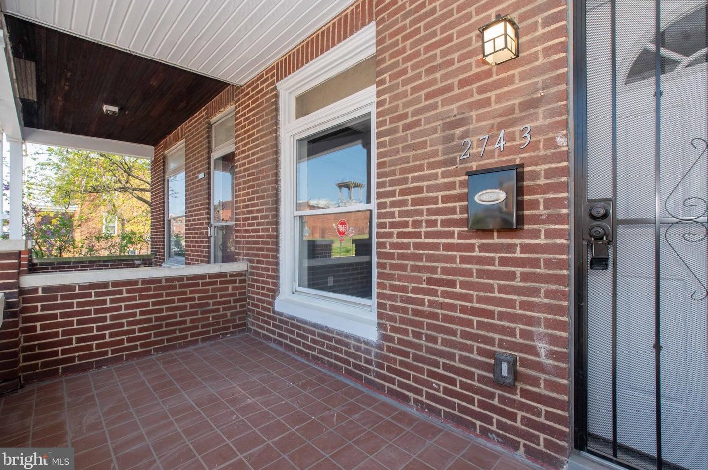 2743 Biddle St, Baltimore MD  21213-3802 exterior