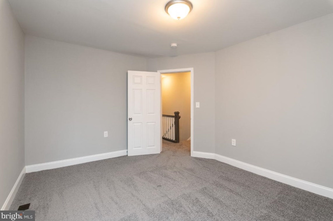 5 Rosedale St, Baltimore MD  21229-3739 exterior