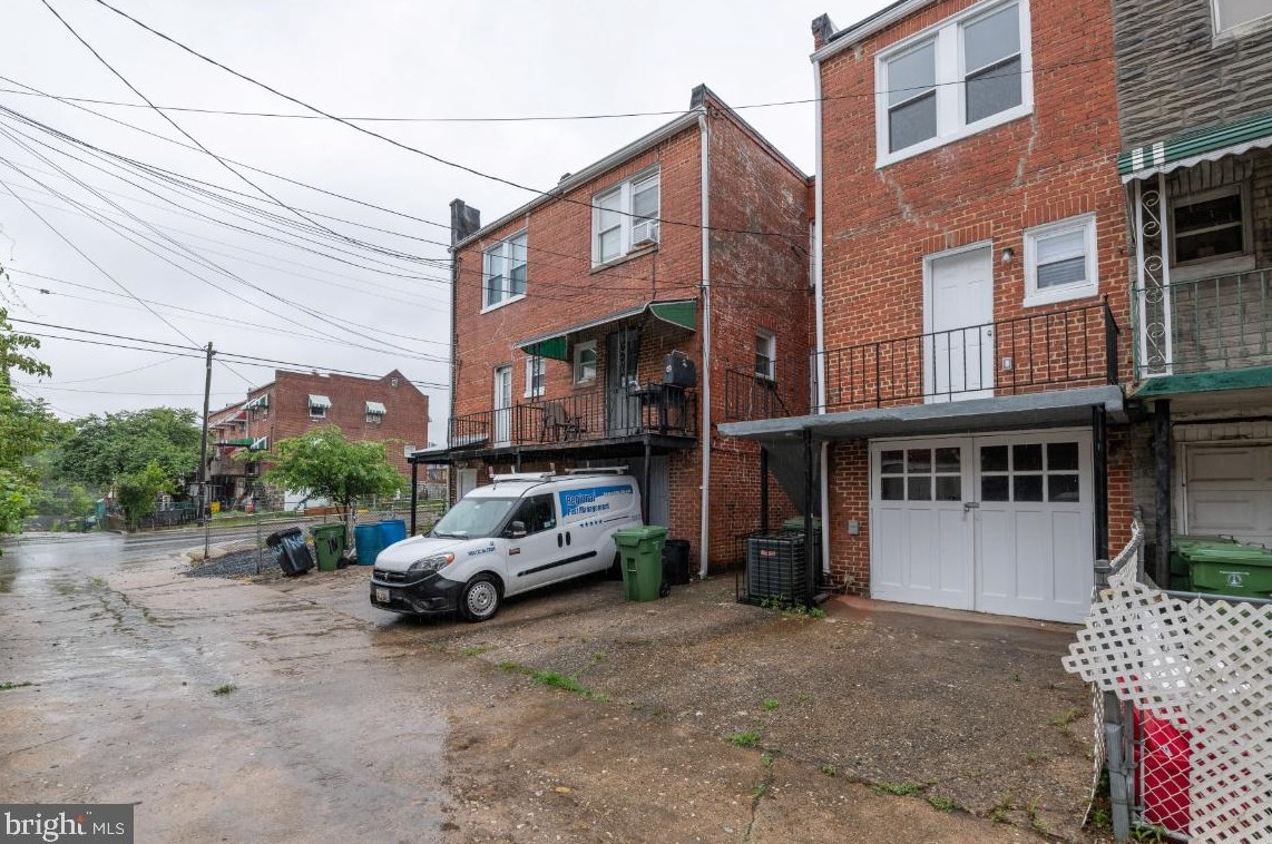 5 Rosedale St, Baltimore MD  21229-3739 exterior