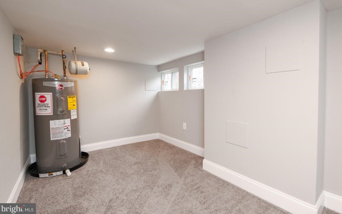 5 Rosedale St, Baltimore MD  21229-3739 exterior
