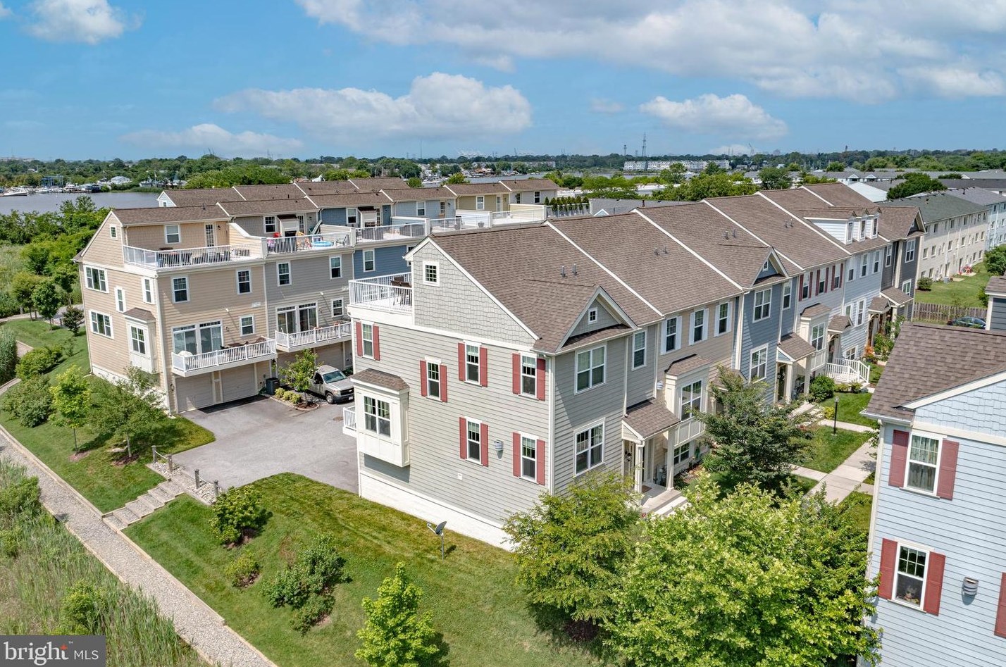 2057 Case Rd, Baltimore MD  21222-5734 exterior