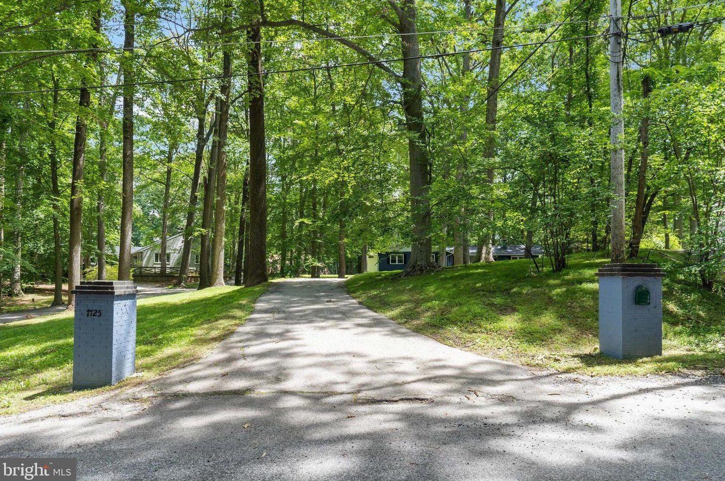 7725 Grasty Rd, Baltimore MD  21208-3404 exterior