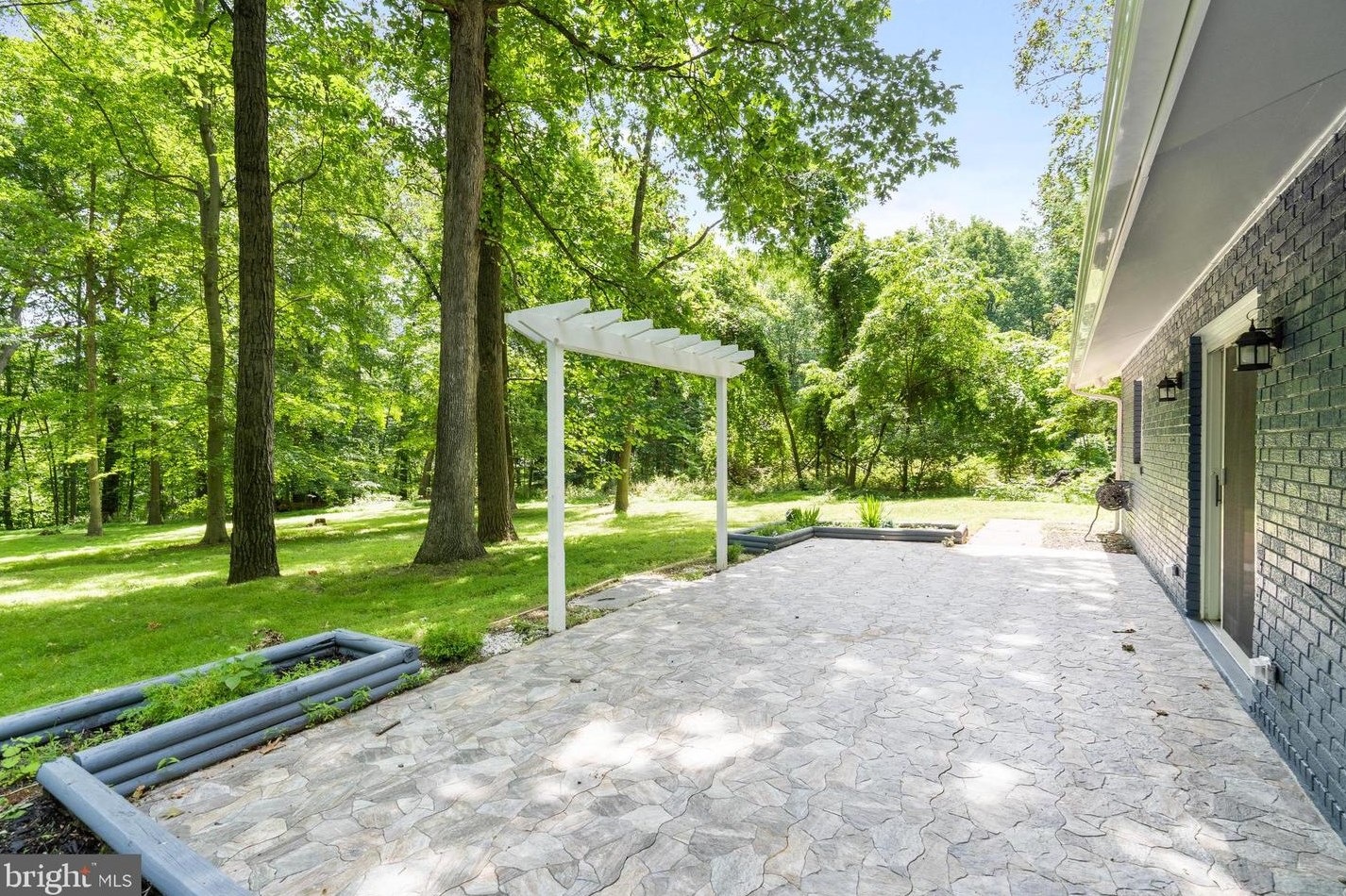 7725 Grasty Rd, Baltimore MD  21208-3404 exterior