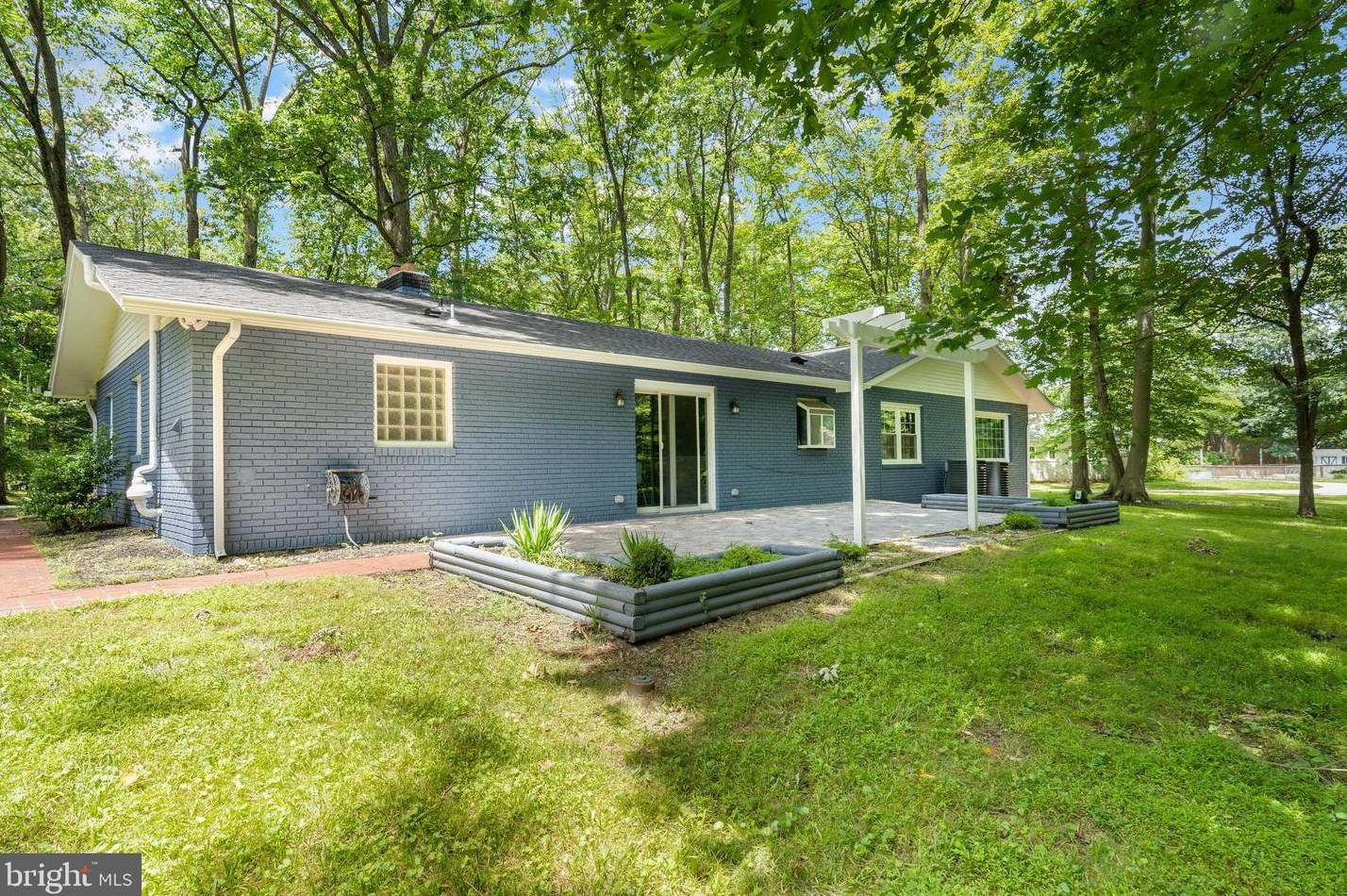 7725 Grasty Rd, Baltimore MD  21208-3404 exterior