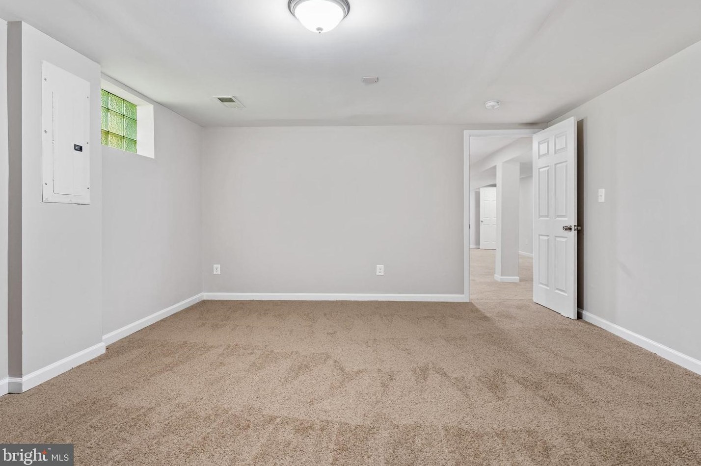 7725 Grasty Rd, Baltimore MD  21208-3404 exterior