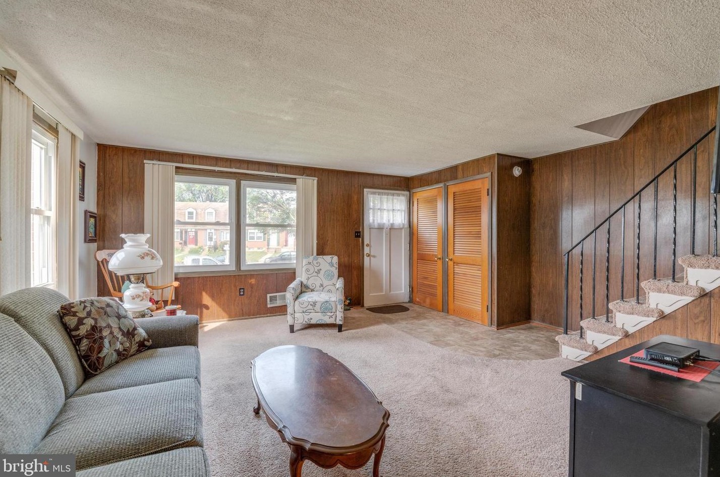 3208 Ryerson Cir, Baltimore MD 21227-4717 exterior