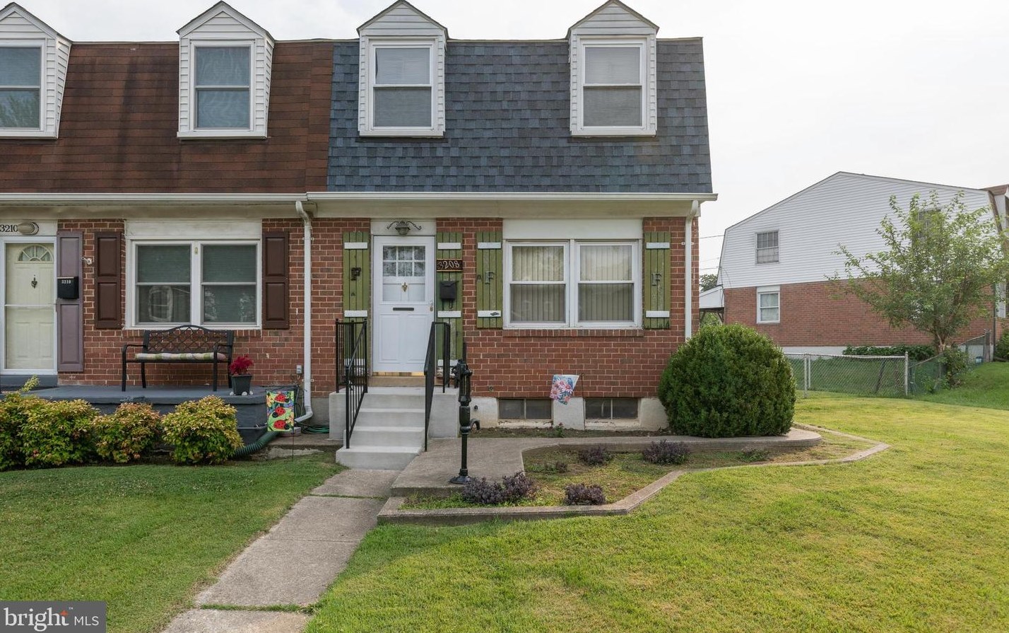 3208 Ryerson Cir, Baltimore MD 21227-4717 exterior