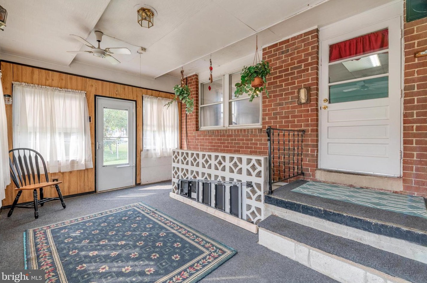 3208 Ryerson Cir, Baltimore MD 21227-4717 exterior