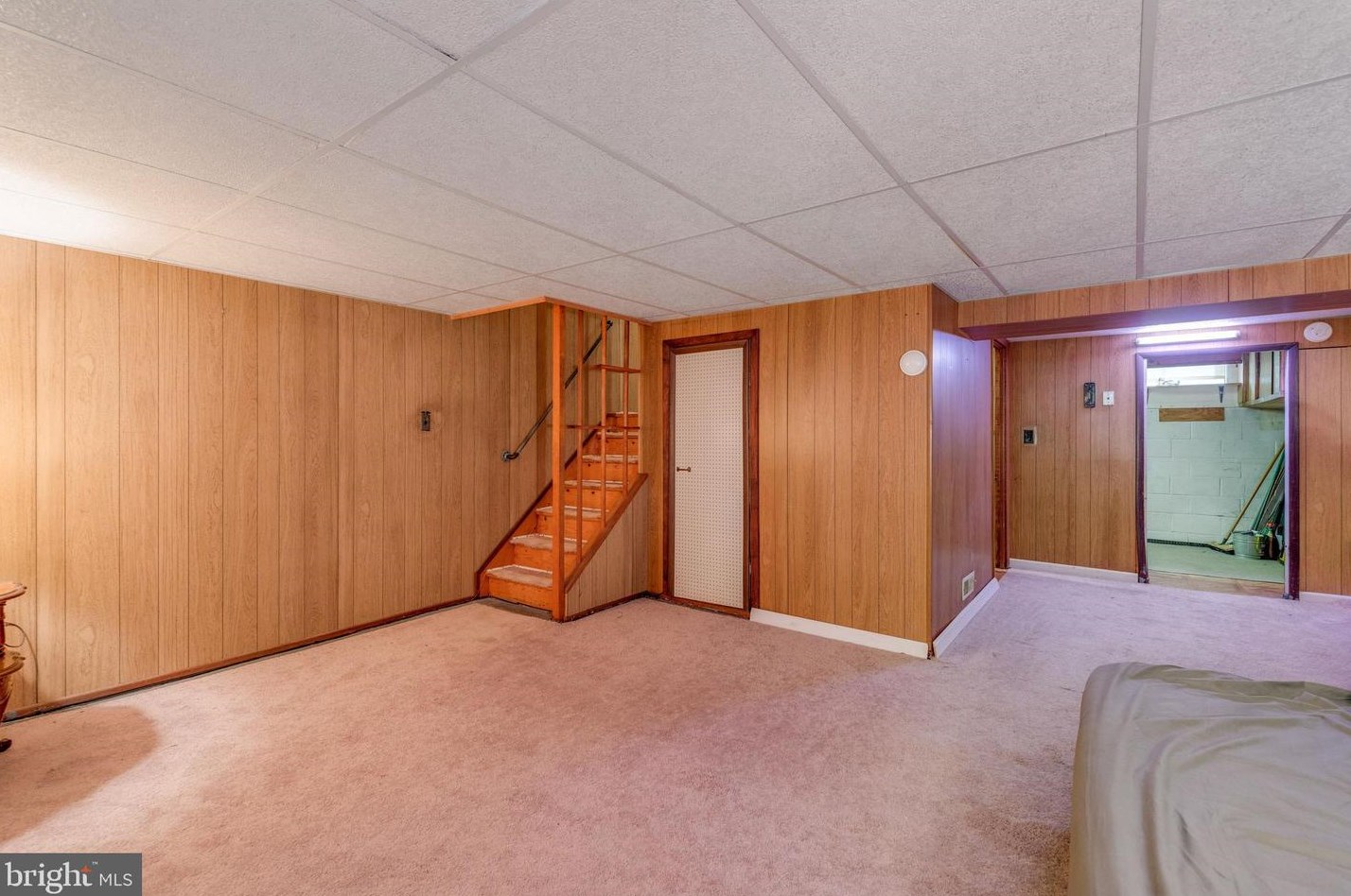 3208 Ryerson Cir, Baltimore MD 21227-4717 exterior