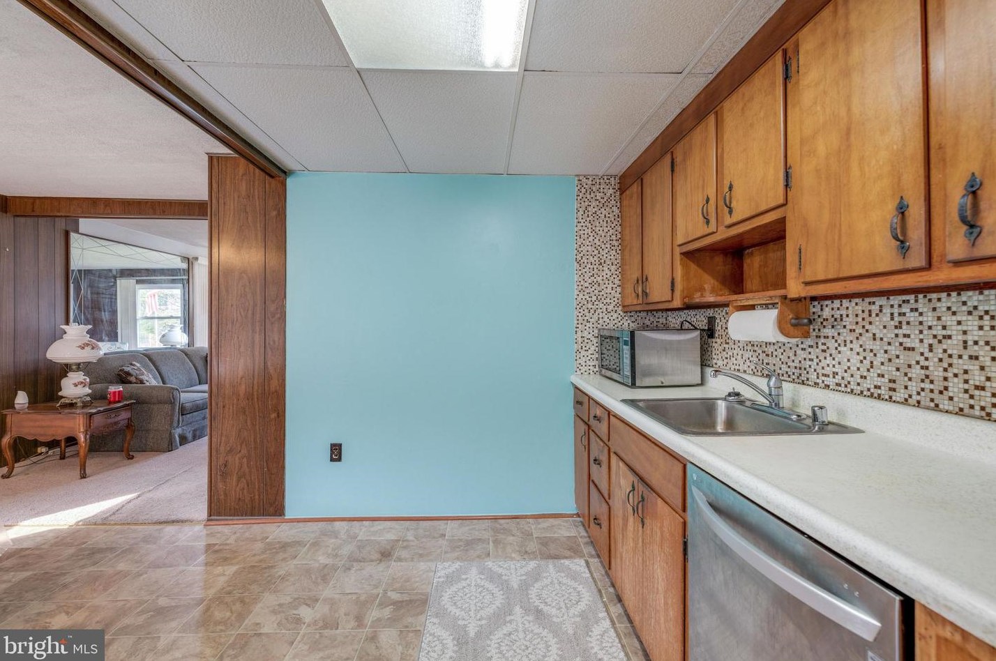 3208 Ryerson Cir, Baltimore MD 21227-4717 exterior