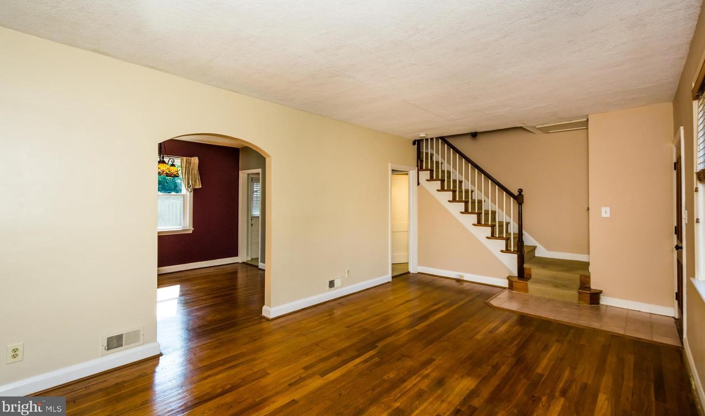 17 Briarwood Rd, Baltimore MD  21228-2002 exterior