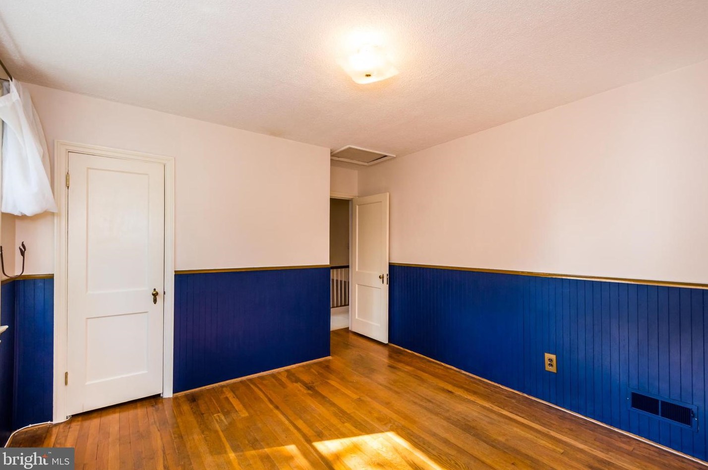 17 Briarwood Rd, Baltimore MD  21228-2002 exterior