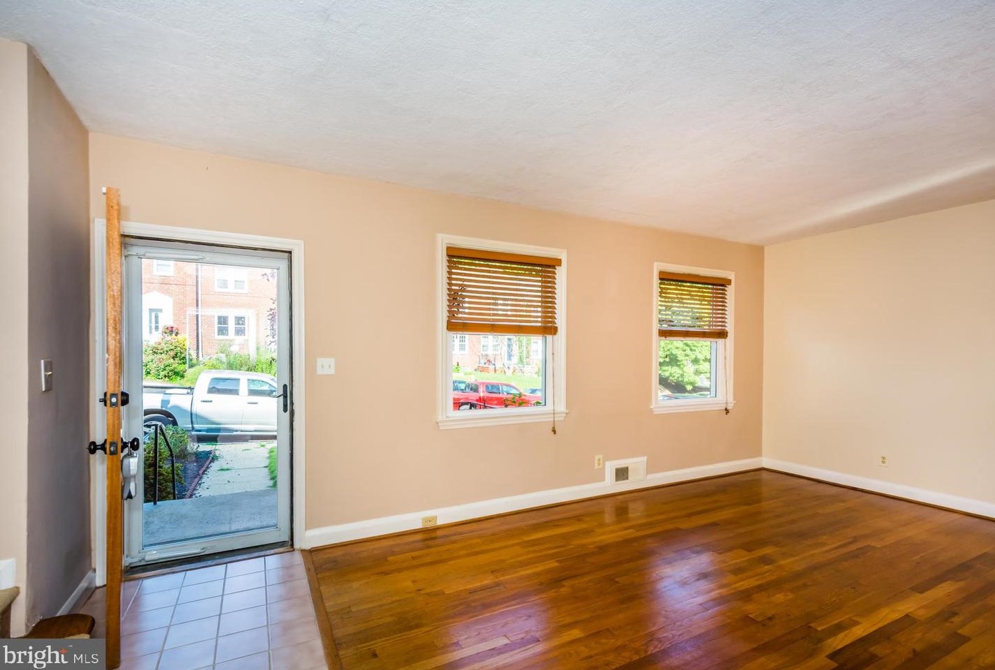 17 Briarwood Rd, Baltimore MD  21228-2002 exterior