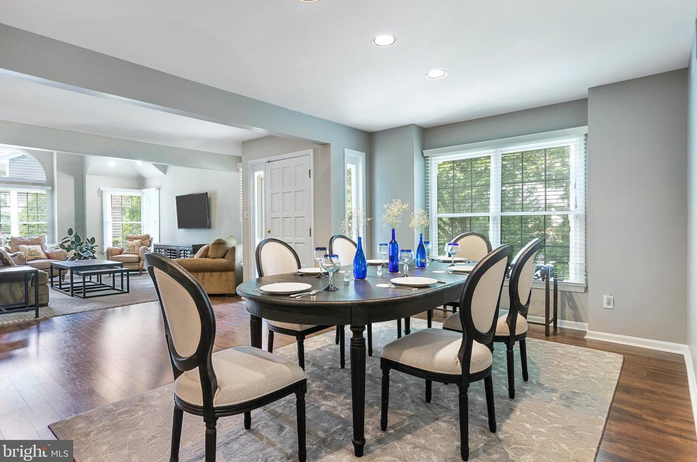 91 River Oaks Cir, Baltimore MD  21208-6356 exterior