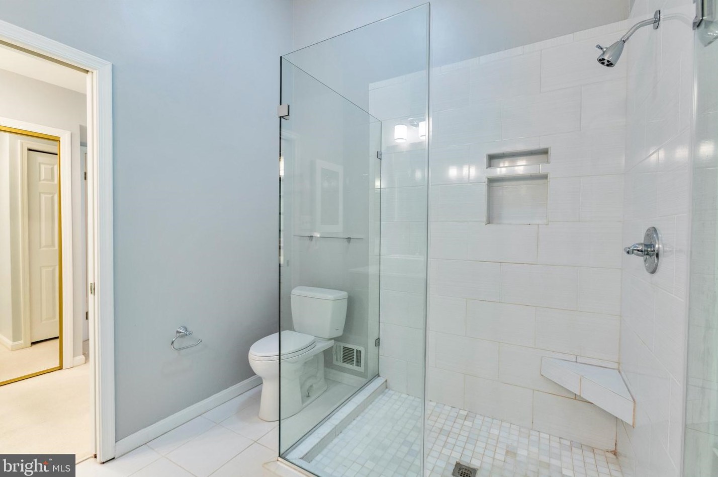 91 River Oaks Cir, Baltimore MD  21208-6356 exterior