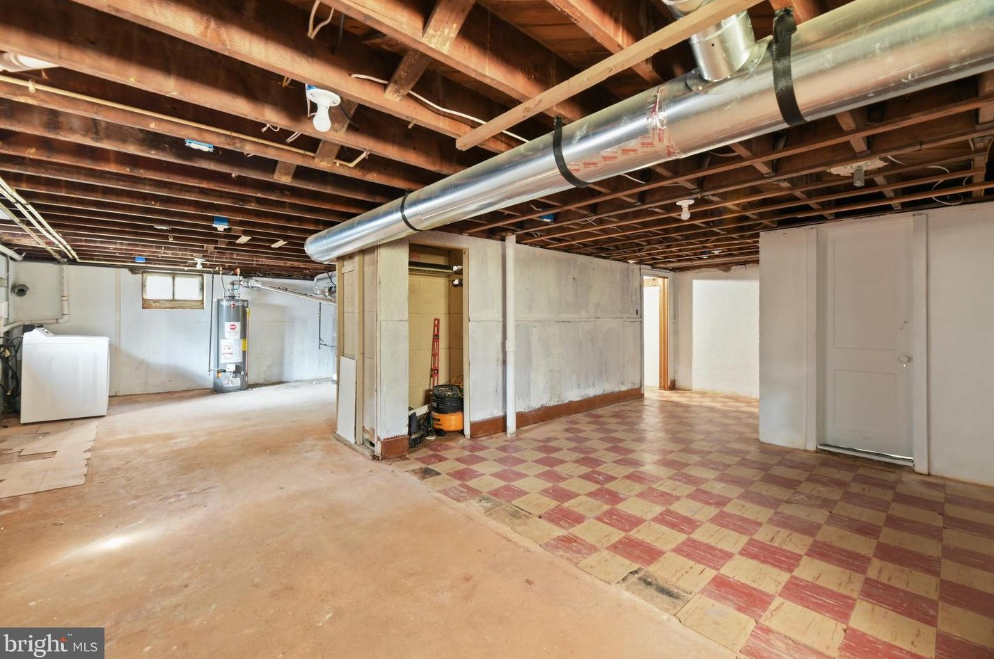 8053 Philadelphia Rd, Baltimore MD  21237-2622 exterior