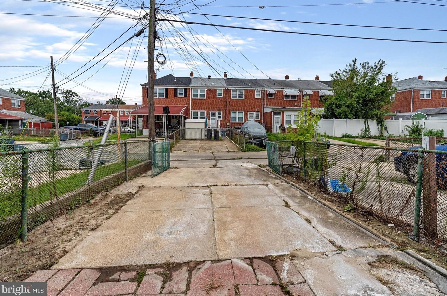 2230 Firethorn Rd, Baltimore MD  21220-4809 exterior