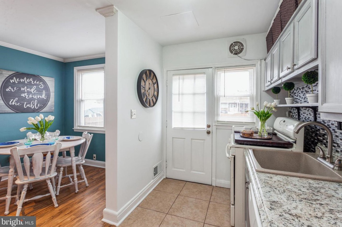 2839 Plainfield Rd, Baltimore MD  21222-2235 exterior