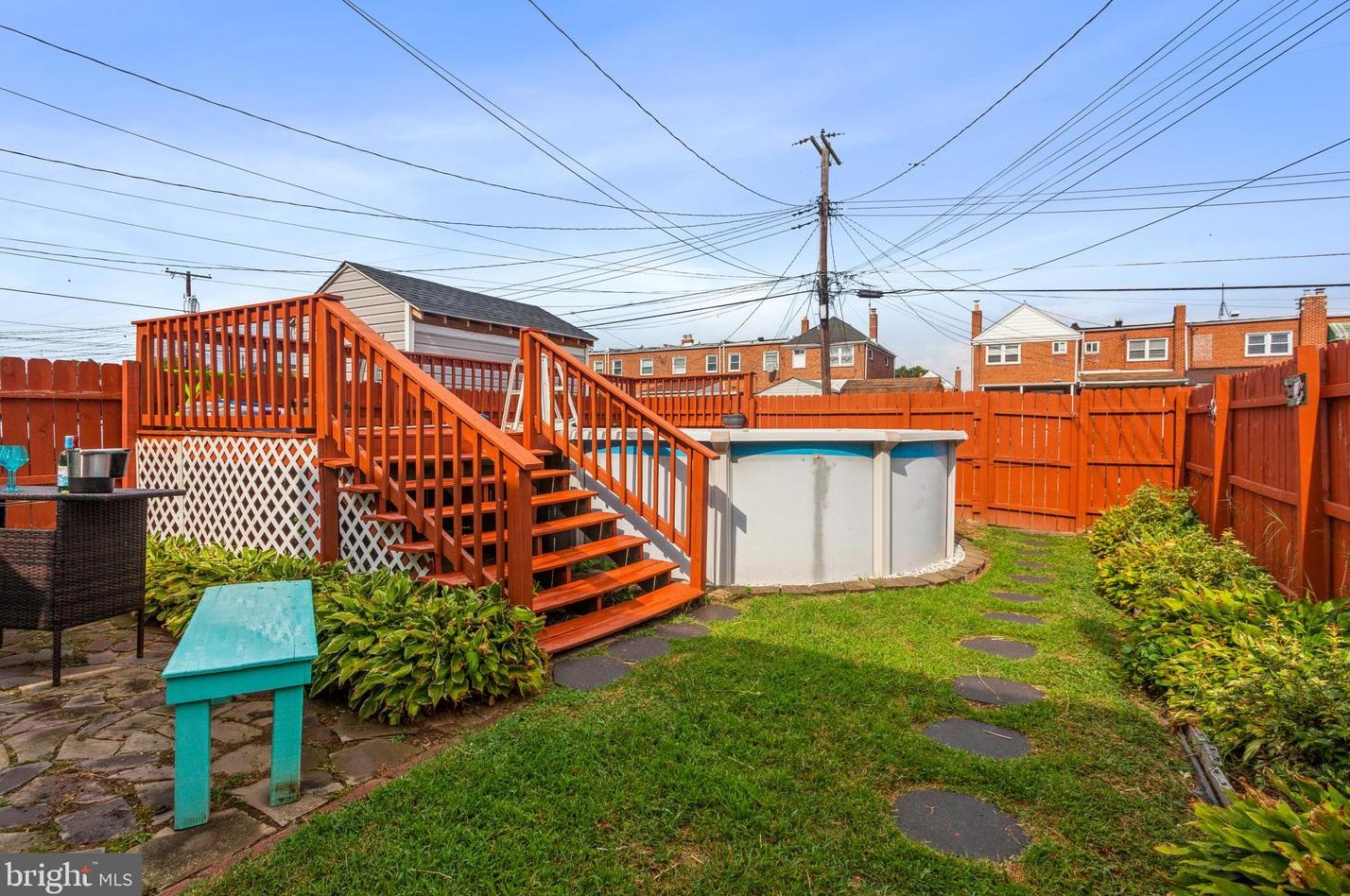 2839 Plainfield Rd, Baltimore MD  21222-2235 exterior