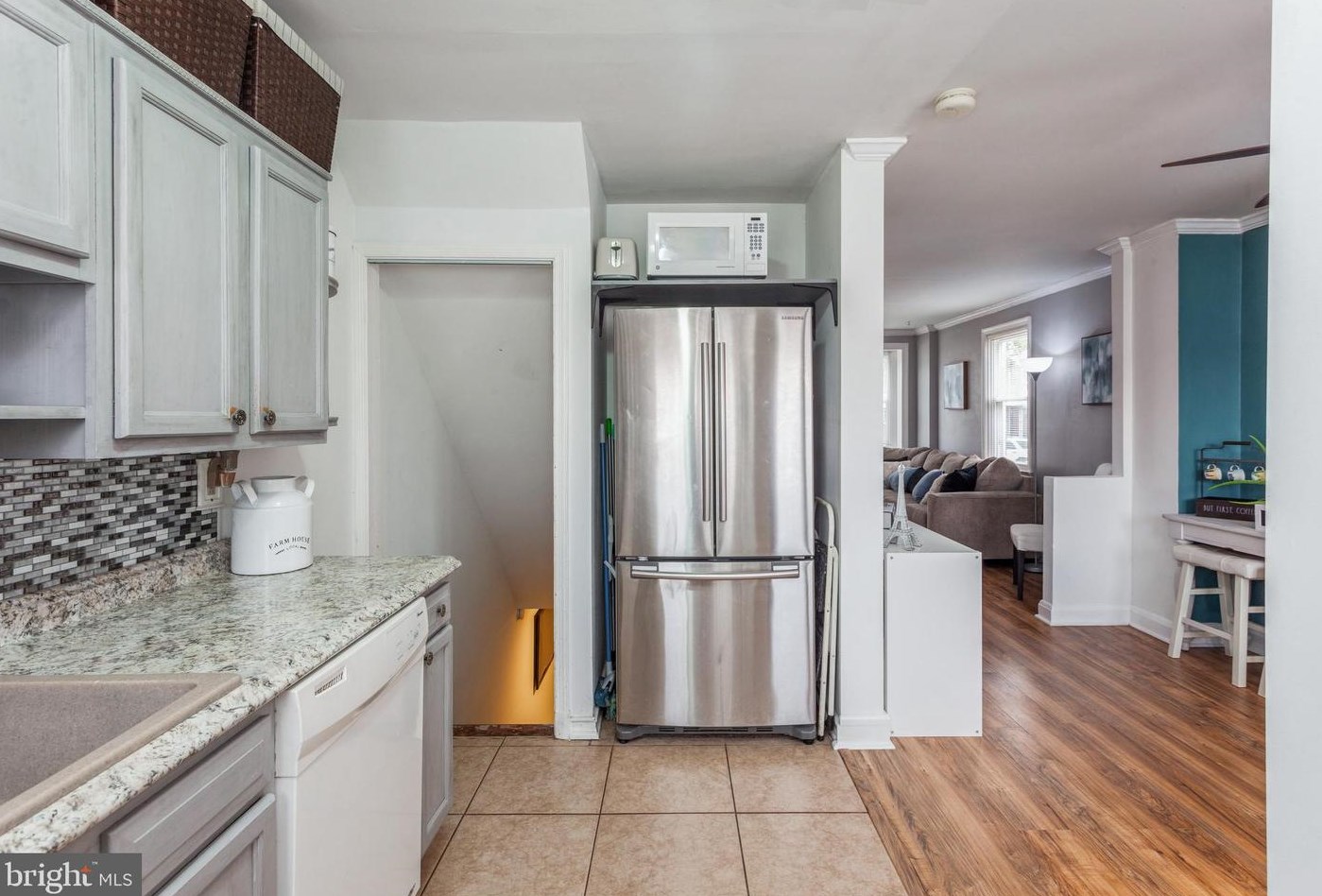 2839 Plainfield Rd, Baltimore MD  21222-2235 exterior