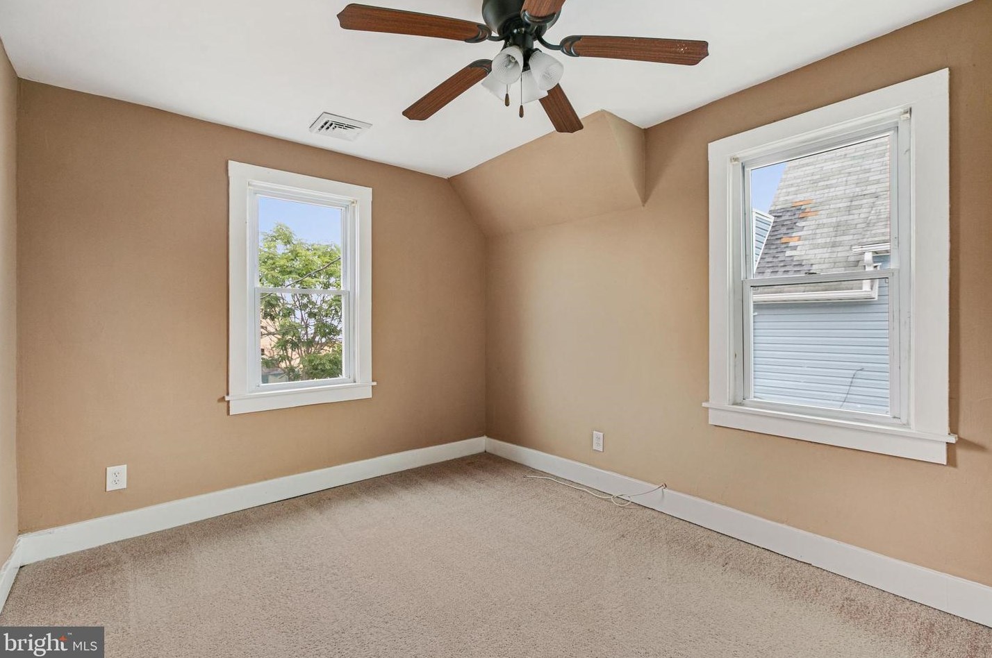 216 Colgate Ave, Baltimore MD  21222-4210 exterior