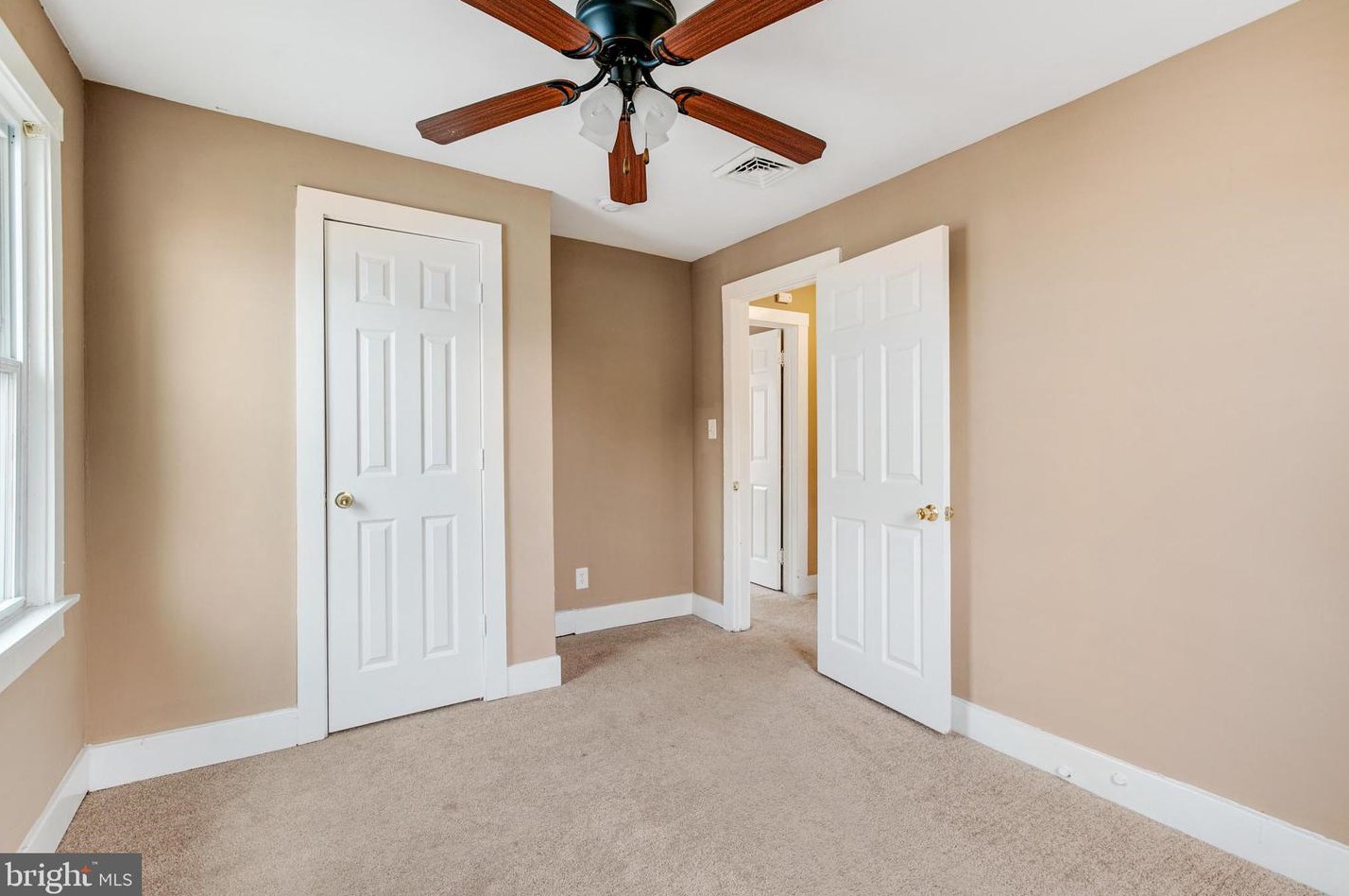 216 Colgate Ave, Baltimore MD  21222-4210 exterior