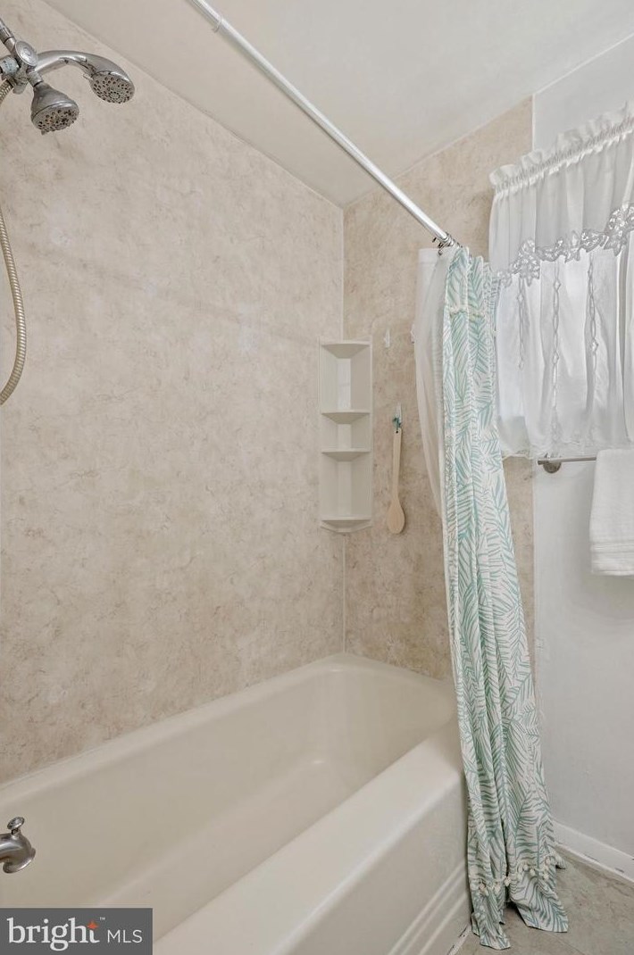 7822 Wendover Ave, Baltimore MD  21234-5418 exterior