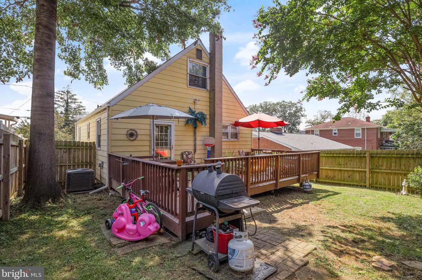 7822 Wendover Ave, Baltimore MD  21234-5418 exterior