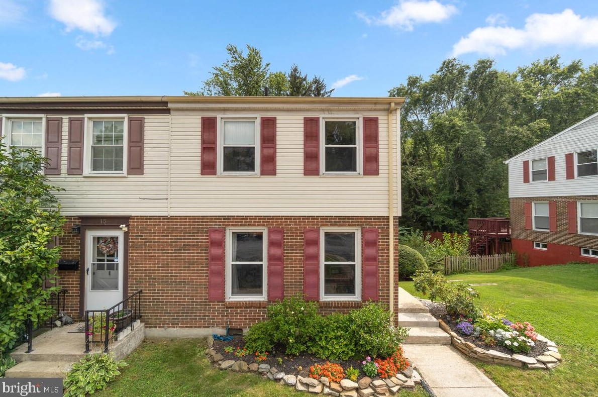 17 Monhegan Ct, Baltimore MD  21236-3325 exterior