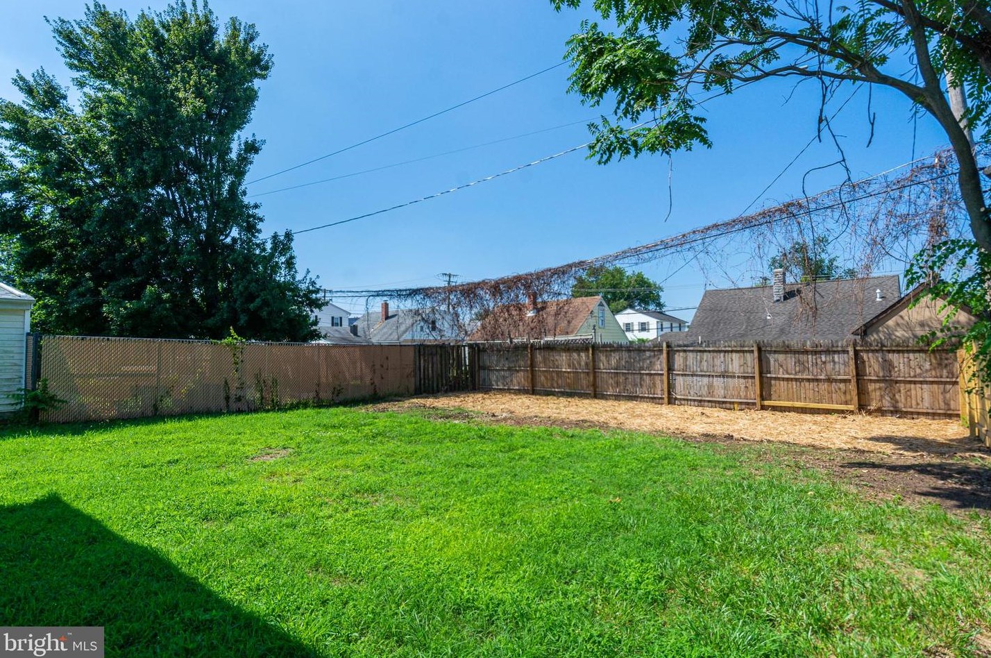 3106 Baybriar Rd, Baltimore MD  21222-5403 exterior