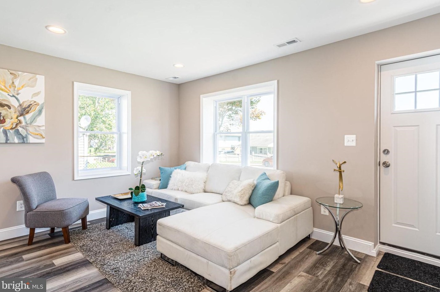 3106 Baybriar Rd, Baltimore MD  21222-5403 exterior