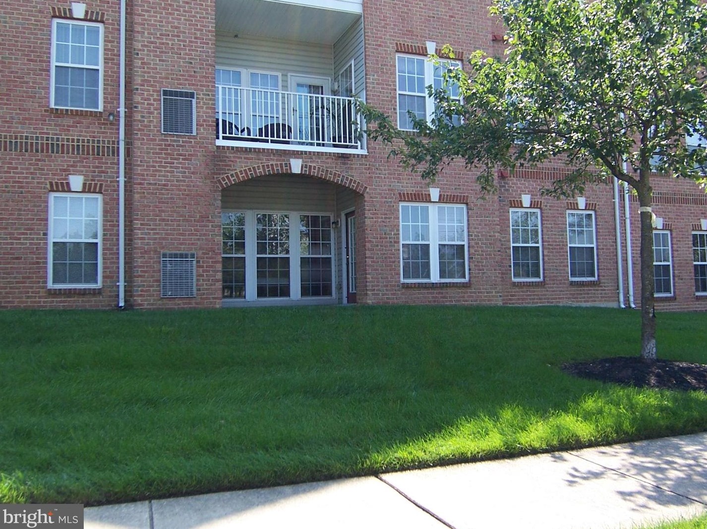 5244 Glenthorne Ct, Baltimore MD  21237-2193 exterior