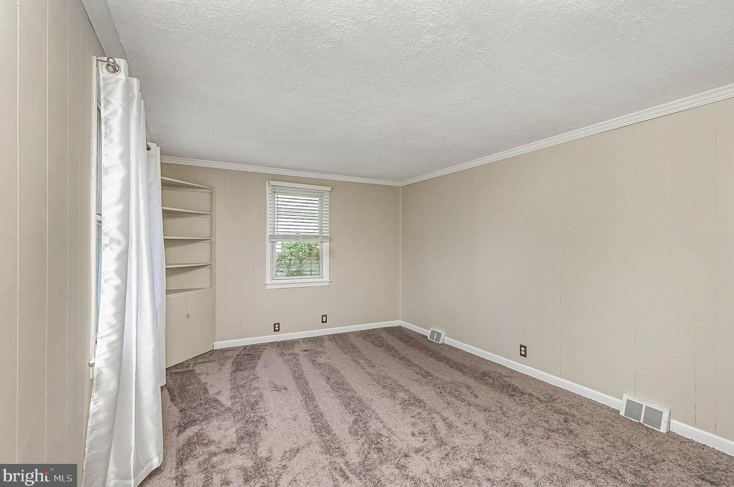 3415 Loganview Dr, Baltimore MD  21222-5949 exterior