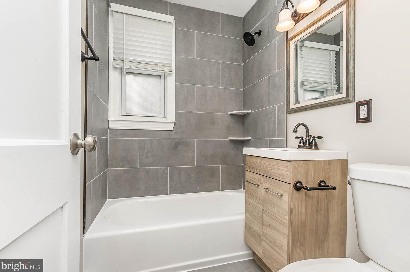 3415 Loganview Dr, Baltimore MD  21222-5949 exterior